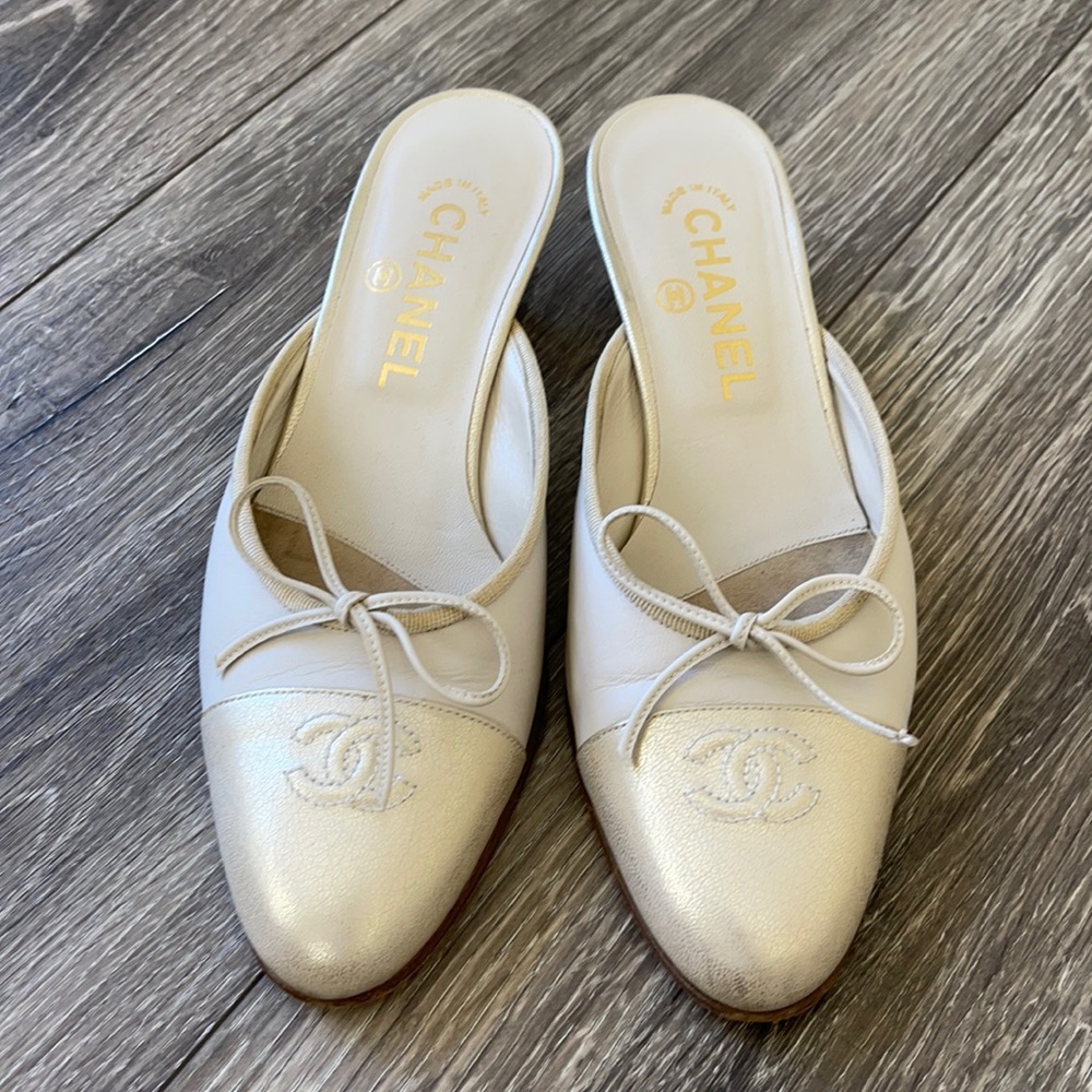 CHANEL Women’s Leather Heels